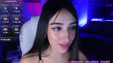 Snapshot of nicole_edwards chatting on 01-08-25, 02:35 Nicole online show from 01-08-25, 02:35