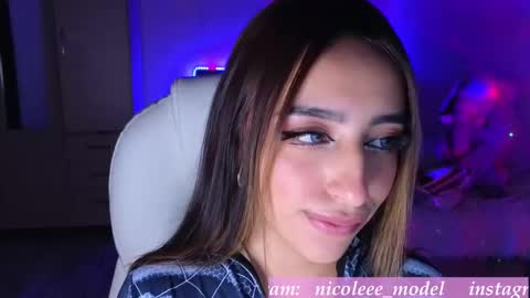 Snapshot of nicole_edwards chatting on 11-05-25, 05:07 Nicole online show from 11-05-25, 05:07