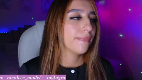 Nicole online show from 05-21-26, 12:39