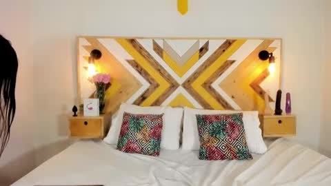 Nicole Haley online show from 03-01-25, 05:49