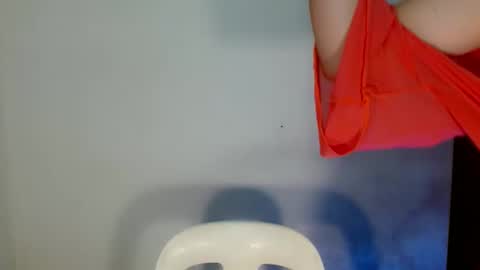 nicole_kiss01 online show from 01-18-25, 11:32