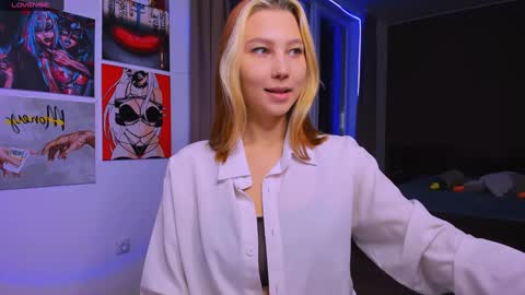 Nicole online show from 12-04-24, 11:57