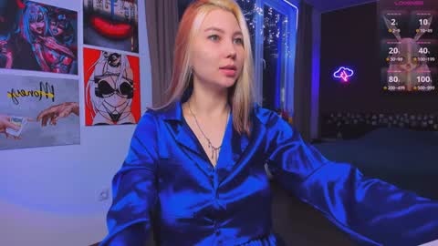 Nicole online show from 01-06-25, 12:37