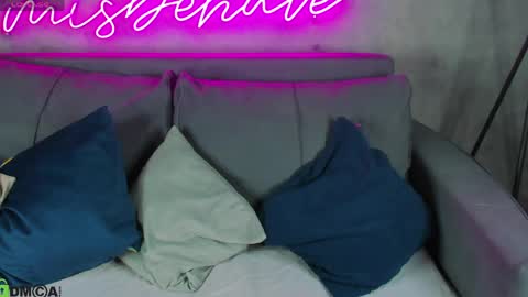 Nicole  My schedule for the week 2 GMT  9am-15pm  Mo Tu Th Fr online show from 04-21-26, 01:42