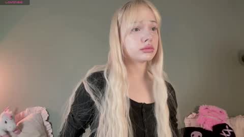 Mary online show from 04-21-26, 10:01