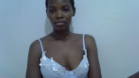 nicoleberry254 online show from 02-09-25, 04:25