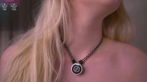 Snapshot of nicoledurham chatting on 11-15-25, 03:15 Kimmy online show from 11-15-25, 03:15