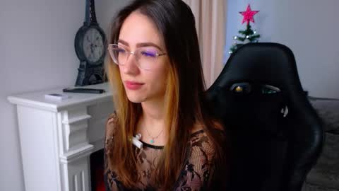 nicoleirisxxx online show from 01-10-26, 06:48