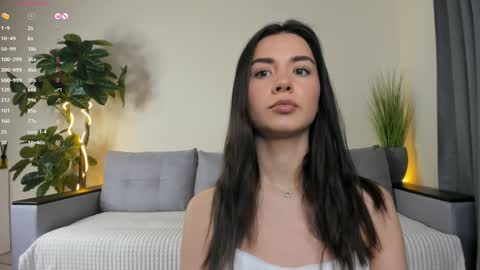 Dua Lipa online show from 01-09-25, 01:02