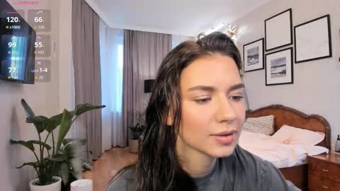 Dua Lipa online show from 10-15-25, 01:11