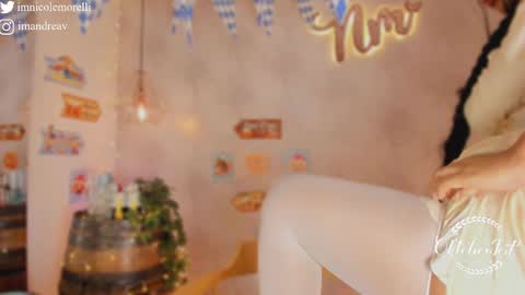 Andrea give it a thumbs up please its important  online show from 10-04-25, 12:25