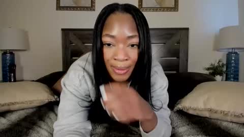 Nicole online show from 04-11-26, 09:30