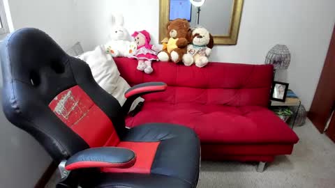 Snapshot of nicolettcolin chatting on 01-29-25, 06:39 Nicolettcolin online show from 01-29-25, 06:39