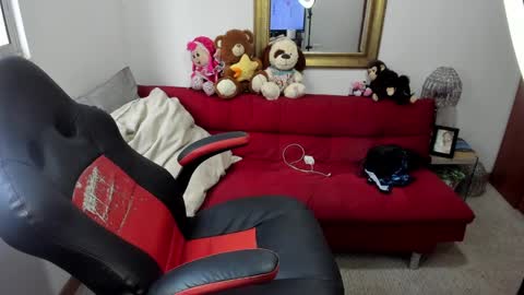 Snapshot of nicolettcolin chatting on 02-18-25, 08:58 Nicolettcolin online show from 02-18-25, 08:58