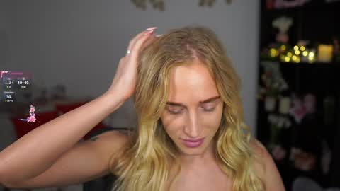 Snapshot of nicolette__shea_ chatting on 12-20-24, 01:11 nicolette__shea_ online show from 12-20-24, 01:11