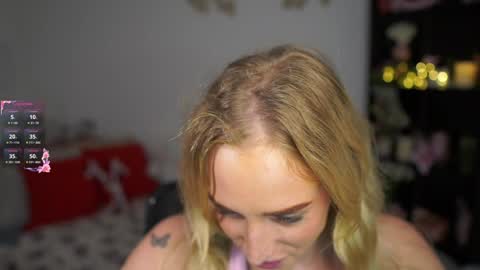 Snapshot of nicolette__shea_ chatting on 12-22-24, 05:21 nicolette__shea_ online show from 12-22-24, 05:21