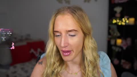 Snapshot of nicolette__shea_ chatting on 12-28-24, 08:58 nicolette__shea_ online show from 12-28-24, 08:58