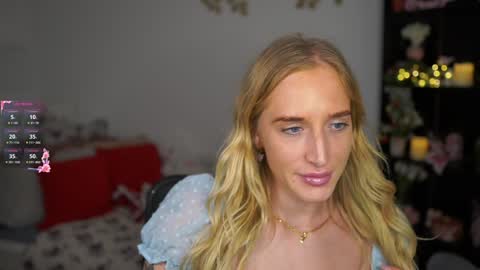 Snapshot of nicolette__shea_ chatting on 12-28-24, 03:04 nicolette__shea_ online show from 12-28-24, 03:04