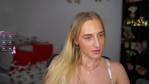 Snapshot of nicolette__shea_ chatting on 01-03-25, 04:59 nicolette__shea_ online show from 01-03-25, 04:59