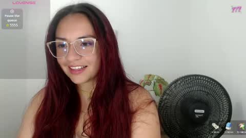 nicoll  online show from 05-12-26, 01:41