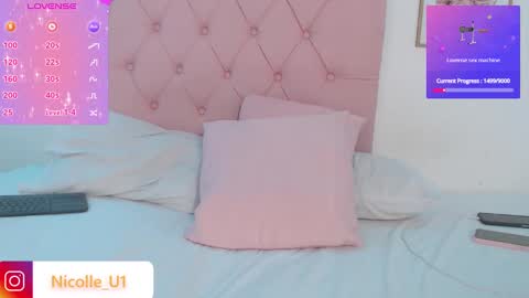 Snapshot of nicolle1u chatting on 02-13-25, 01:50 Nicolle u online show from 02-13-25, 01:50