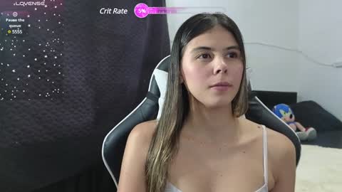 Snapshot of nicolle_jhons chatting on 01-08-25, 01:32 Nicolle online show from 01-08-25, 01:32