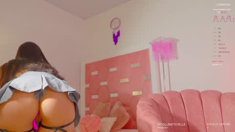 Snapshot of nicolle_mitchelle chatting on 01-26-25, 02:41  NEW instagram nicollemitchelle online show from 01-26-25, 02:41