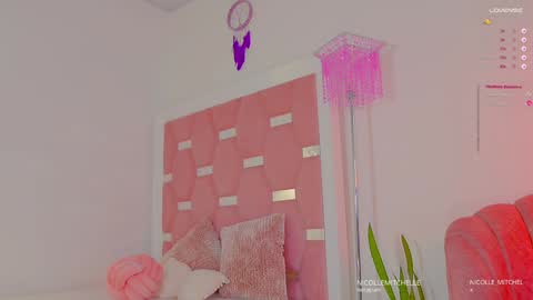 Snapshot of nicolle_mitchelle chatting on 02-02-25, 03:17  NEW instagram nicollemitchelle online show from 02-02-25, 03:17