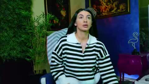 Snapshot of nicollepalmer chatting on 10-30-25, 08:05 Nicolle online show from 10-30-25, 08:05