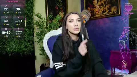 Snapshot of nicollepalmer chatting on 12-02-25, 11:26 Nicolle online show from 12-02-25, 11:26