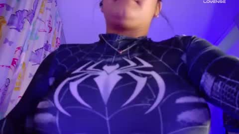 Nicolle Miley online show from 04-28-26, 11:43