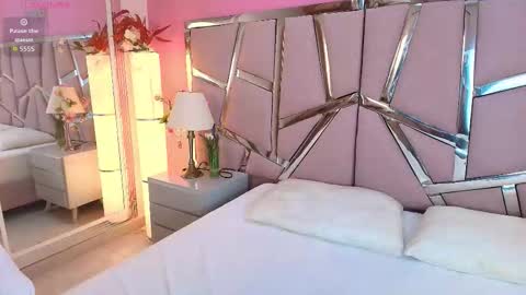 nicollevsconttei online show from 01-15-26, 07:17