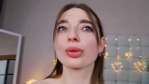 Snapshot of nicolros chatting on 02-12-25, 03:49 NicolRos online show from 02-12-25, 03:49