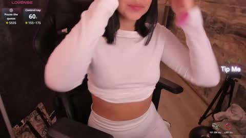 NicolRoss online show from 11-24-25, 05:56