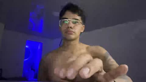 Snapshot of nicvelez22 chatting on 04-07-26, 02:56 nicvelez22 online show from 04-07-26, 02:56