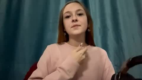 Snapshot of nidadingson chatting on 11-04-25, 03:22 Jenny online show from 11-04-25, 03:22