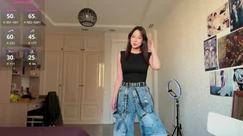 Snapshot of nievesshippey chatting on 05-20-26, 09:26 Hanna online show from 05-20-26, 09:26