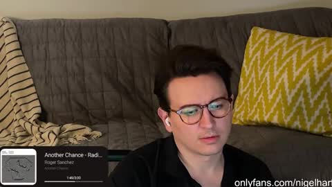 Nigel Hart online show from 01-01-25, 01:58