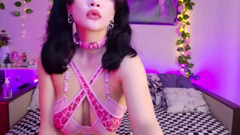 Snapshot of night_angell chatting on 12-04-25, 11:30 Night angel online show from 12-04-25, 11:30