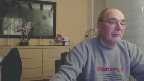 Snapshot of nightkeeper63 chatting on 01-25-25, 12:17 nightkeeper63 online show from 01-25-25, 12:17