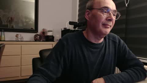 Snapshot of nightkeeper63 chatting on 10-17-25, 11:29 nightkeeper63 online show from 10-17-25, 11:29