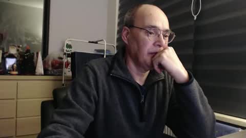 Snapshot of nightkeeper63 chatting on 11-26-25, 10:22 nightkeeper63 online show from 11-26-25, 10:22