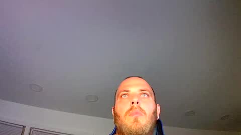 Snapshot of nightlifecouple chatting on 10-06-25, 04:21 nightlifecouple online show from 10-06-25, 04:21