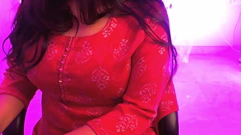 Snapshot of nightqueen107446 chatting on 02-18-25, 11:55 nightqueen107446 online show from 02-18-25, 11:55