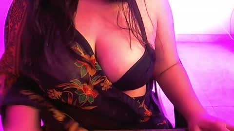 Snapshot of nightqueen107446 chatting on 02-19-25, 09:06 nightqueen107446 online show from 02-19-25, 09:06