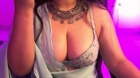 Snapshot of nightqueen107446 chatting on 10-09-25, 02:09 nightqueen107446 online show from 10-09-25, 02:09