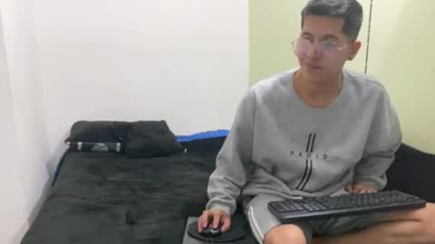 Night Scorpion online show from 03-12-26, 09:48