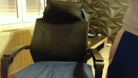 Snapshot of niglo620 chatting on 04-20-26, 01:36 niglo620 online show from 04-20-26, 01:36