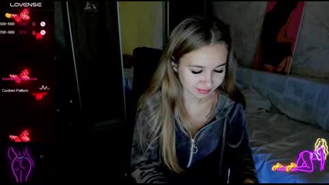 Snapshot of nigo_nika chatting on 01-12-25, 02:30 nigo_nika online show from 01-12-25, 02:30