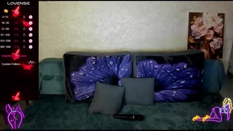 Snapshot of nigo_nika chatting on 11-17-25, 12:11 nigo_nika online show from 11-17-25, 12:11